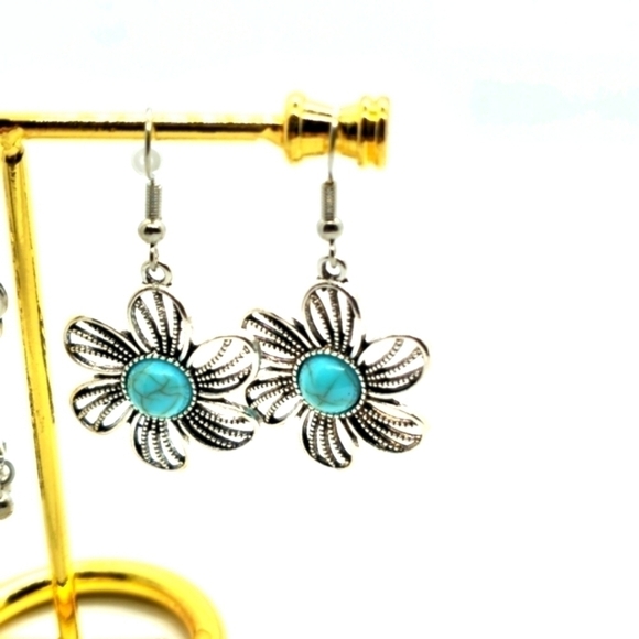 2 pair Bohemian Style Vintage Turqoise Dangle Earrings - Picture 2 of 3